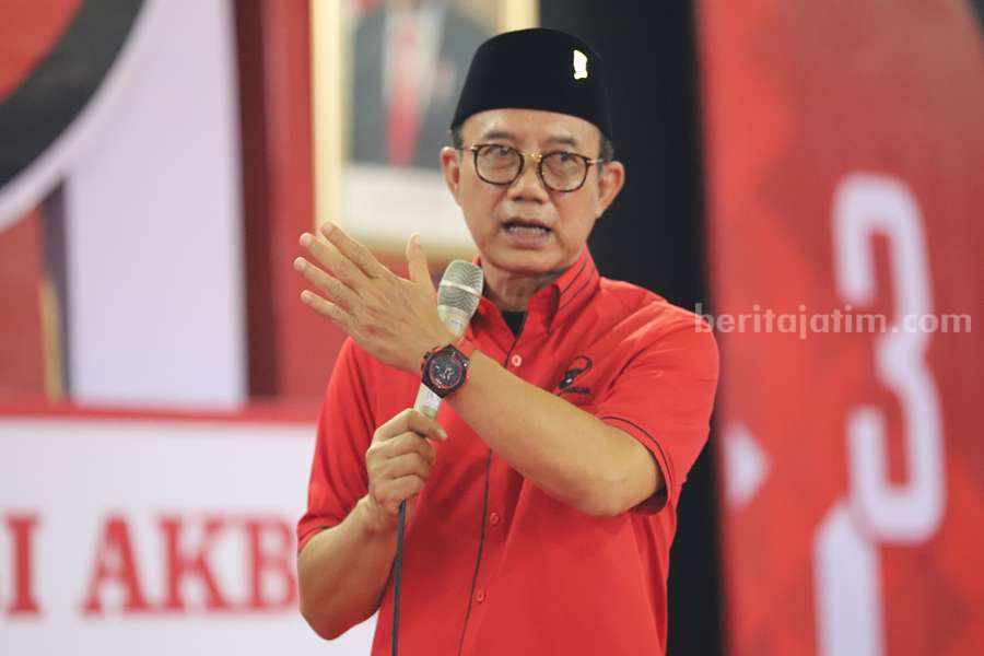 Plh Ketua DPD PDI Perjuangan Jatim, H Budi 'Kanang' Sulistyono