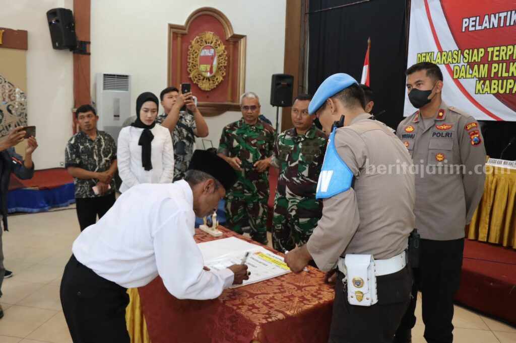Cakades di Kabupaten Malang Deklarasi Siap Kalah Siap Menang Calon Kepala Desa di Kabupaten Malang, mendeklarasikan diri siap kalah dan siap menang dalam Pilkades Serentak Gelombang Kedua 2023, Sabtu (6/5/2023) di Aula RM Bojana Puri, Kepanjen.