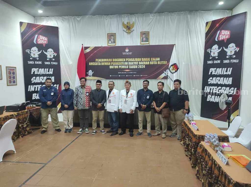 Partai PKS Kota Blitar mendaftarkan 25 Bacaleg ke KPU Kota Blitar pada Selasa (09/05/23).