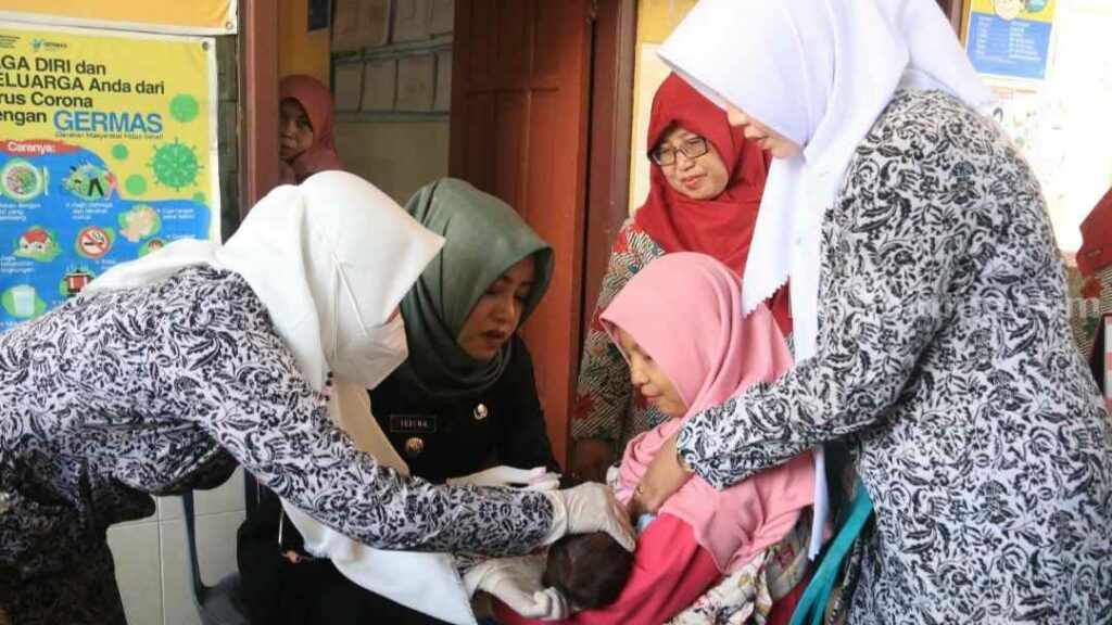 Bupati Mojokerto, Ikfina Fahmawati saat menghadiri rangkaian agenda Hari Bakti IBI serta HUT IBI Ke-72 di PAUD Melati, Desa Bejijong, Kecamatan Trowulan, Kabupaten Mojokerto. [Foto : ist]