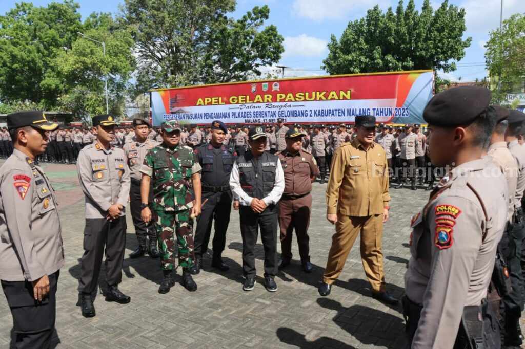 Apel Gelar Pasukan Pengamanan Pilkades Serentak 2023 di Pendopo Pemkab Malang, Jalan Panji, Kepanjen, Sabtu (13/5/2023).
