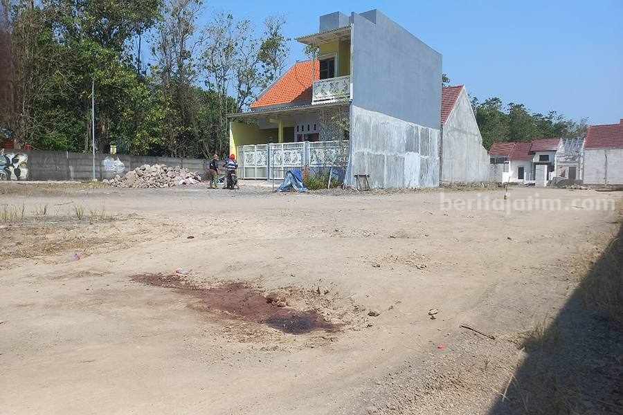TKP tempat terakhir korban pengeroyokan tergeletak