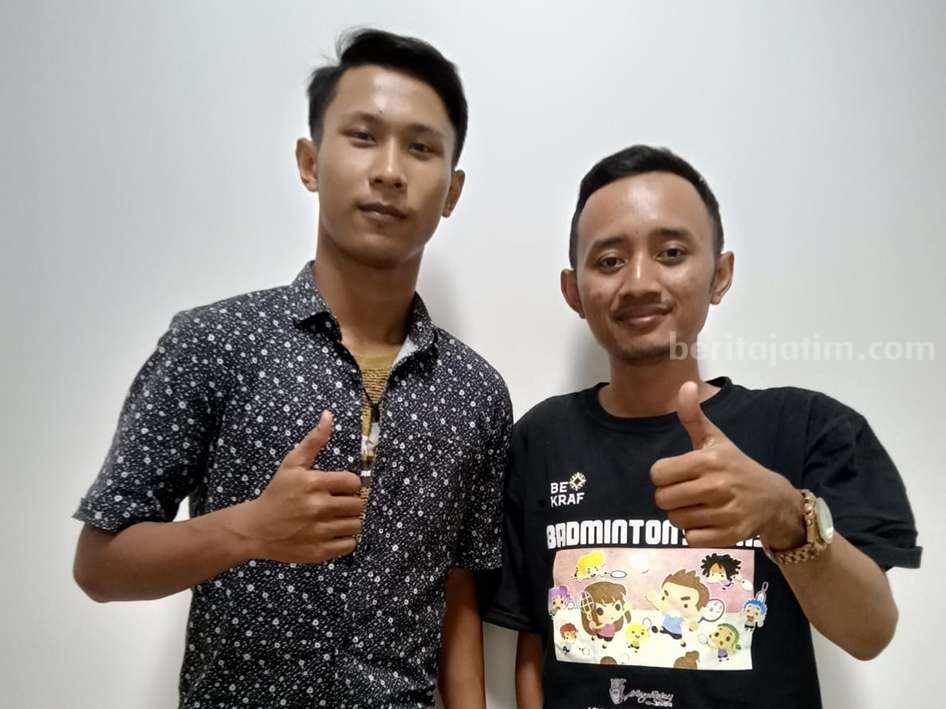Ozzy Bulte mendapatkan pinjaman baju hem untuk mengikuti tes UTBK di Universitas Negeri Surabaya (Unesa)