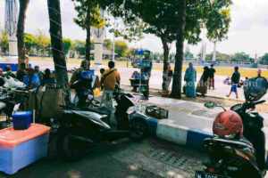 CCTV di Alun-Alun Trunojoyo Sampang Tak Berfungsi, Maling Merajalela Area parkir Alun-alun Trunojoyo Sampang (Foto: Zamachsari/beritajatim.com)
