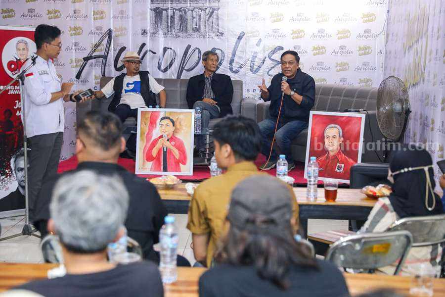 Orang Muda Ganjar Jawa Timur (OMG Jatim) meresmikan posko pemenangan