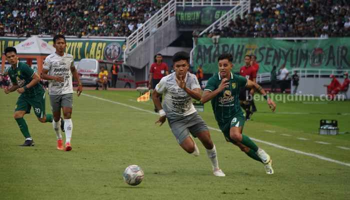 Bruno Moreira pemain Persebaya asal Brasil. (Way)