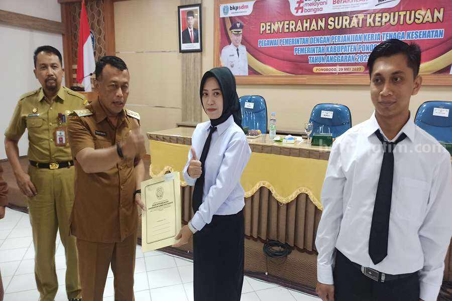Angkat 96 Nakes PPPK, Bupati Ponorogo: Jangan Minta Pindah Bupati Sugiri