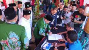 DPC PKB Sumenep Daftarkan 50 Bacaleg, Mayoritas Santri PKB Sumenep saat mendaftarkan bacalegnya ke KPU