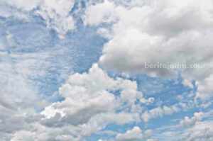 cuaca cerah berawan