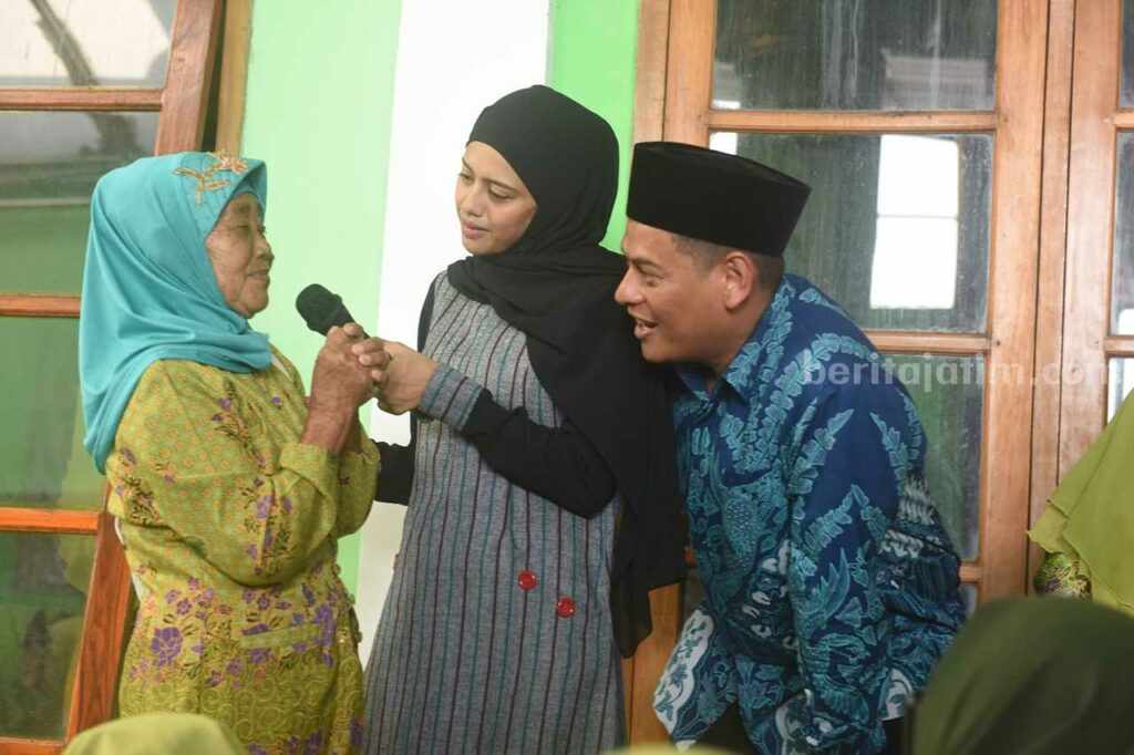 Wali Kota Kediri Ikuti Launching SAPA MUSLIMAT NU