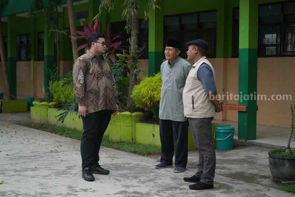 Pendaftaran Sekolah Unggulan, Bupati Kediri Motivasi Calon Siswa dan Orang Tua