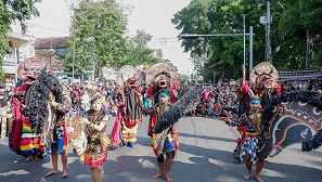 Kirab Hari Jadi Lamongan ke-454