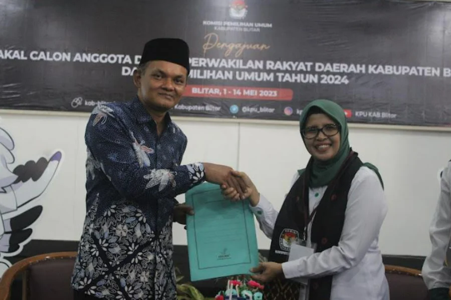 Sempat Bermasalah, Berkas Bacaleg PKB dan Gerindra Blitar Akhirnya Diterima