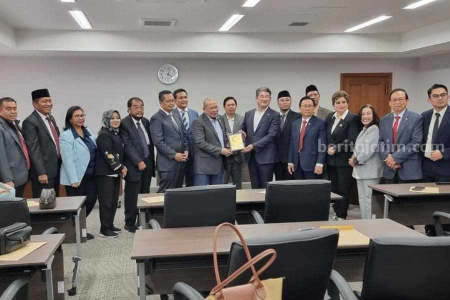 Ketua DPD Konkretkan Sister City dengan Walikota Nara