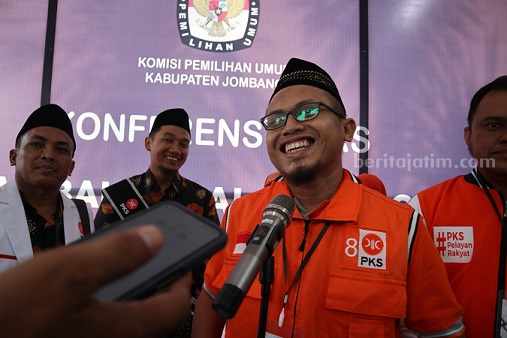 Bacaleg PKS Jombang Siap Potong Gaji 20 Persen untuk Uang Saku Anak Sekolah Bacaleg dapil V PKS Jombang M Arifin