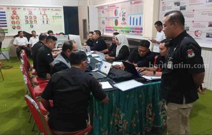 KPU sumenep saat verifikasi administrasi bacaleg