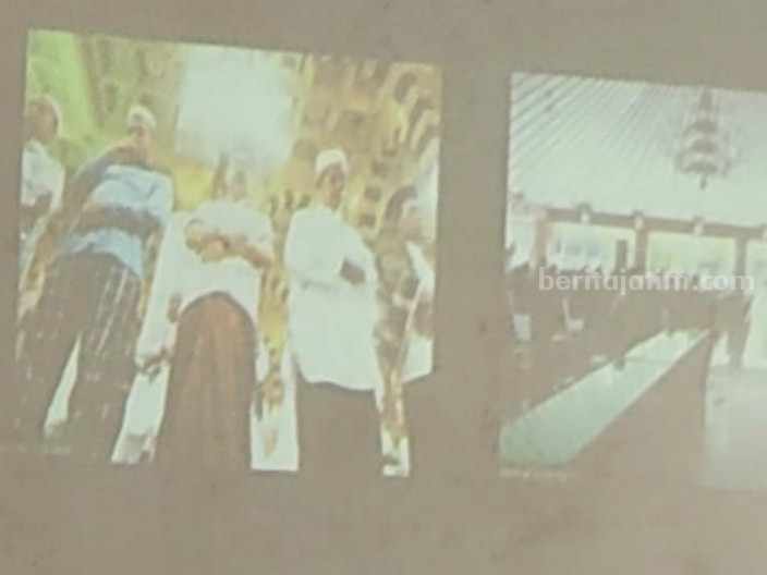 Bupati Bojonegoro Anna Mu'awanah melakukan mutasi kepada pejabat yang sedang cuti haji.