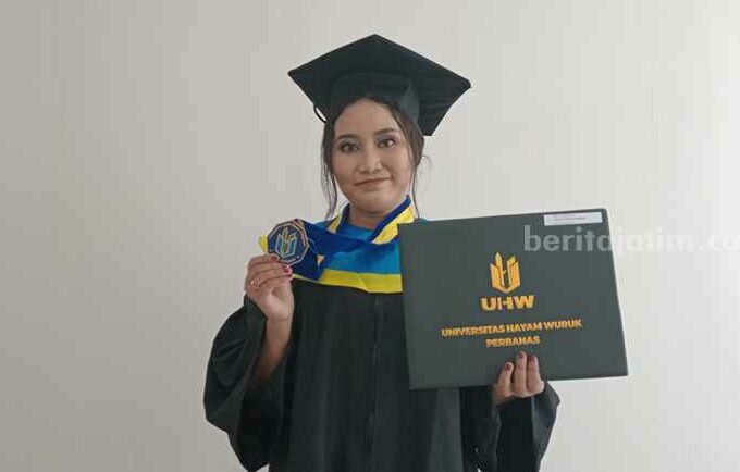 Cheline Cecylia Pardosi mahasiswi penerima Beasiswa Putra Daerah Siak, Riau