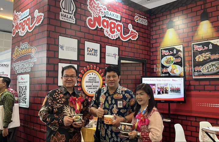 Pameran Indonesia International Food Exhibition 2023 (IIFEX 2023) di Grand City Surabaya.[foto/ademasrio].