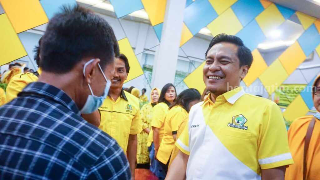 Ketua Golkar Surabaya Arif Fathoni.