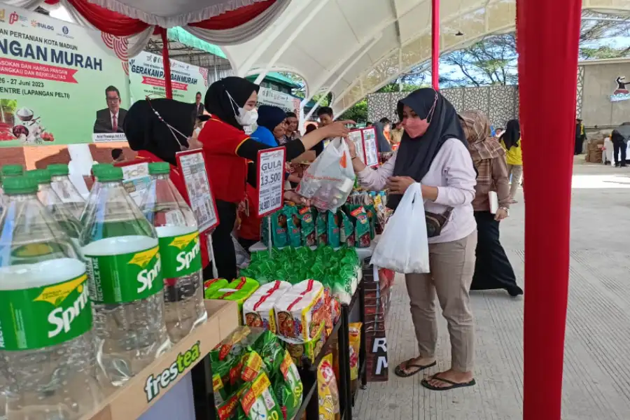 Alfamart Partisipasi Ikut Gerakan Pangan Murah Pemkot Madiun Alfamart