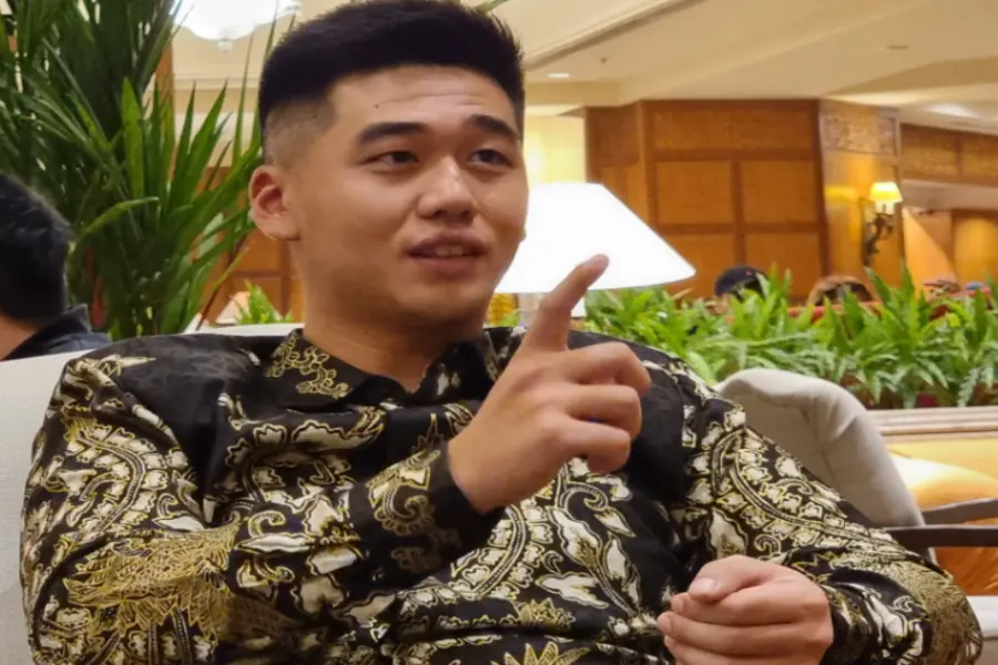 Fitnah Foto Ganjar Diedit dengan Miyabi: Kolega Surabaya Siap Melawan Oknum Tidak Bertanggung Jawab Billy Handiwiyanto