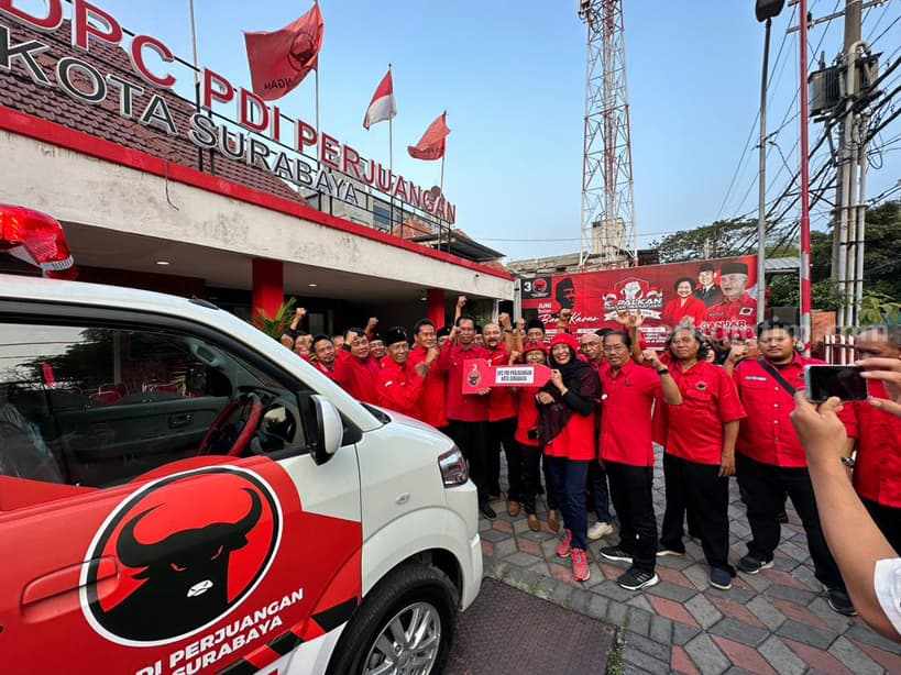 Launching Ambulan Bantuan Fraksi PDIP Surabaya