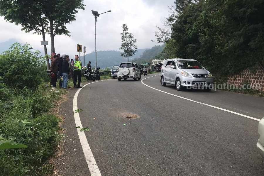 Pemuda Jombang Tabrakan dengan Bus di Jalan Tembus Sarangan Magetan