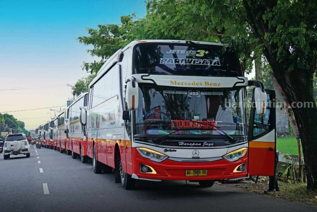 Bus Harapan Jaya Operasikan 30 Lebih Armada Untuk Layani Calon Jamaah Haji