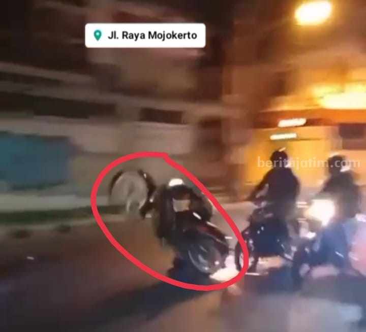 Video balap liar di Jalan Majapahit Kota Mojokerto. [foto/tangkapan layar]