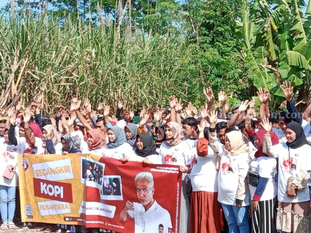 Sahabat Ganjar di Malang Selatan Gelar ‘Secangkir Kopi Nusantara’ Relawan dan Sahabat Ganjar Pranowo di Malang Selatan, menggelar acara bertajuk 'Secangkir Kopi Nusantara', Jumat (16/6/2023).