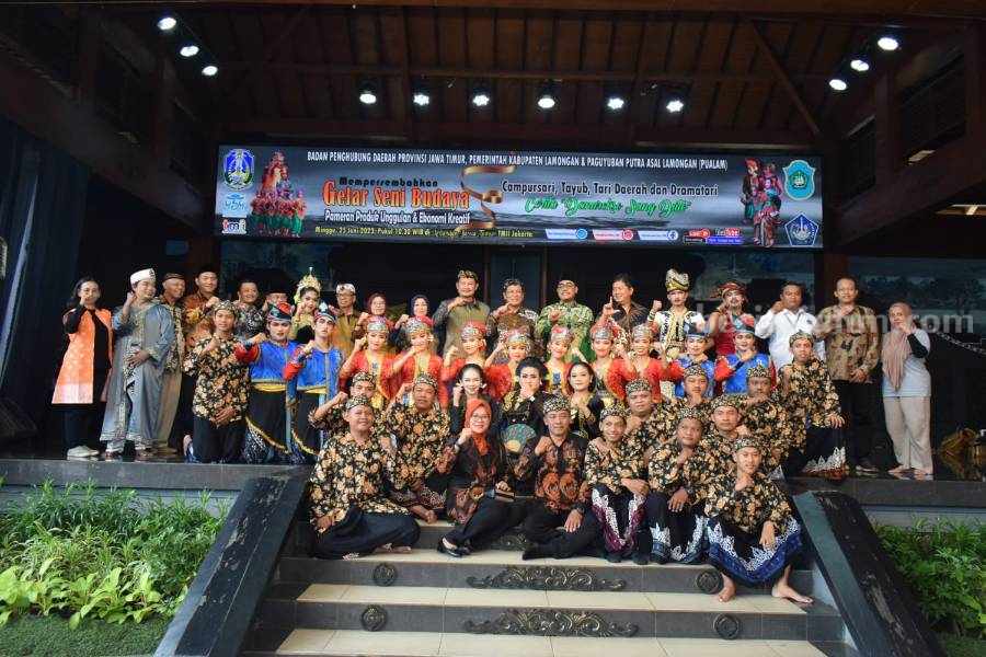 Warga Lamongan di Jabodetabek mengadakan Pagelaran Seni dan Budaya.
