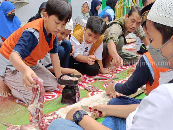 Siswa LPF Surabaya Kumpulkan Dana Ratusan Juta Rupiah untuk Berkurban Siswa LPF Surabaya latihan berkurban