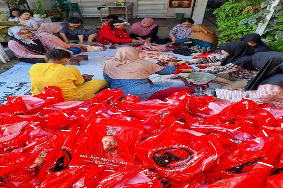 PDIP Jatim distribusikan daging kurban ke masyarakat yang membutuhkan