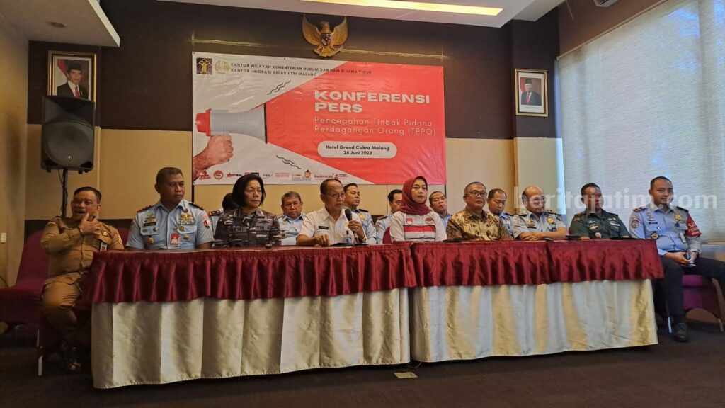 Kemenkumham Jatim Bentuk Duta Pencegahan Perdagangan Orang Hingga Tingkat Desa Kemenkumham Jatim dalam pembentukan duta Pencegahan Tindak Pidana Perdagangan Orang di Malang Raya.
