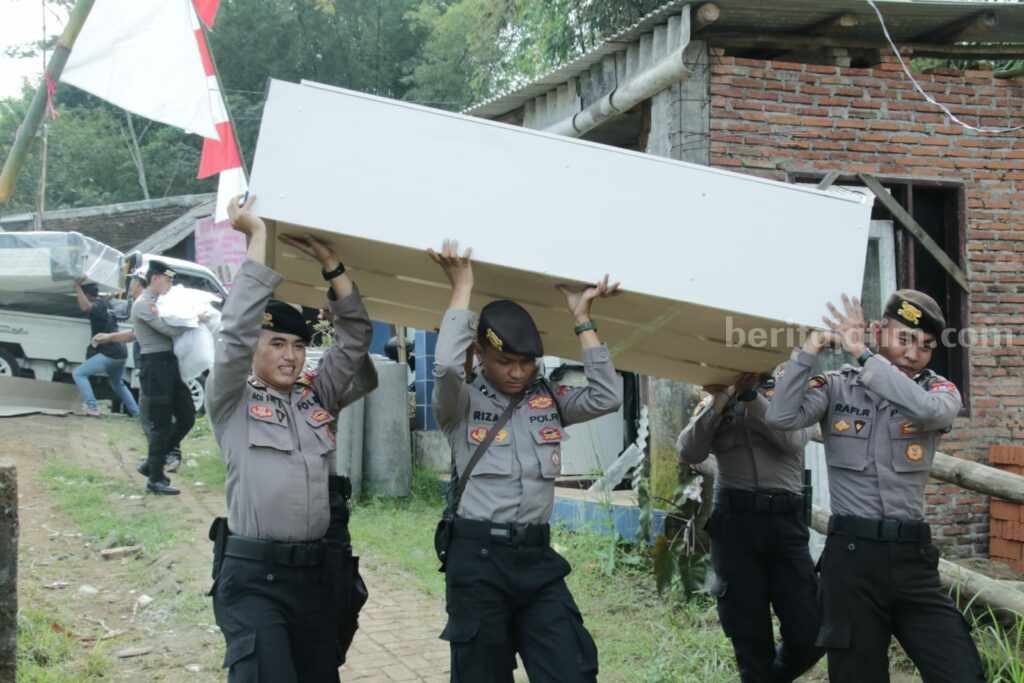 Polresta Malang Kota Tuntaskan Bedah Rumah dan Tempat Ibadah
