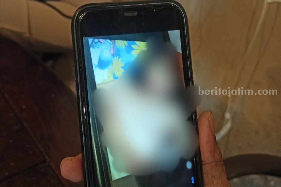 Tangkapan layar video asusila self service yang viral di Ponorogo. (Foto/Istimewa)