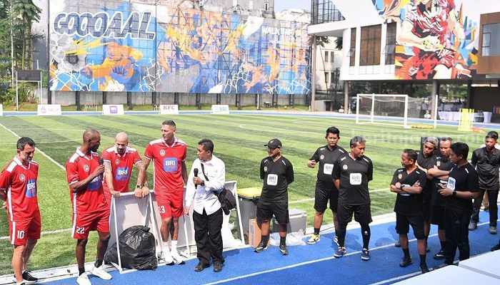 Empat legenda sepak bola latih timnas Indonesia. (Way)