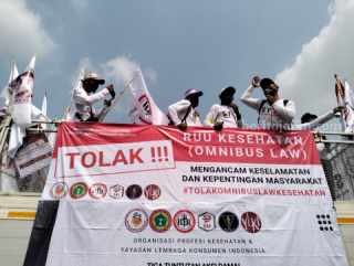 Tolak RUU Kesehatan, Ribuan Nakes Ancam Mogok Nasional