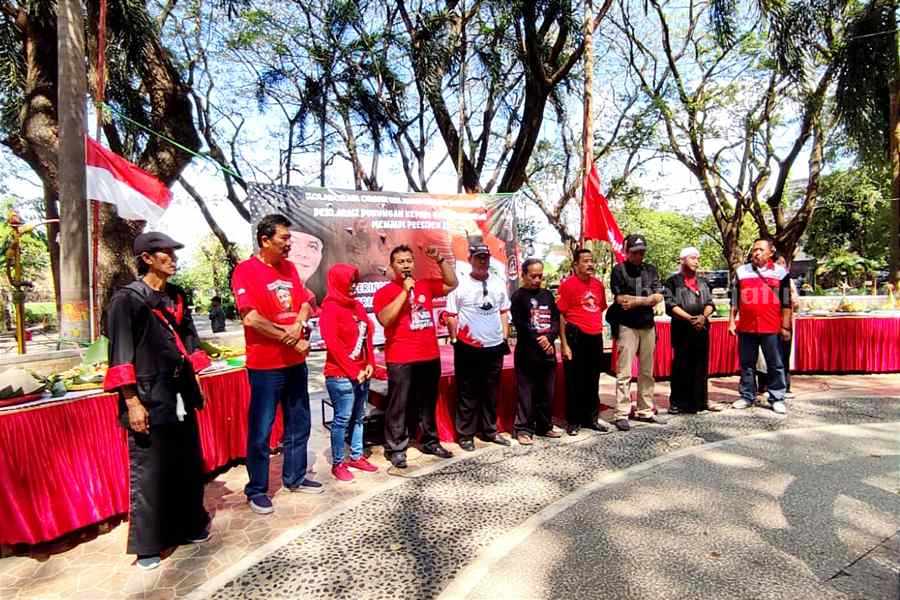 Relawan Ganjar Ponorogo Usul Mahfud MD dan BG Cawapres Perwakilan dari beberapa kelompok relawan Ganjar di Ponorogo. (Foto/Istimewa)