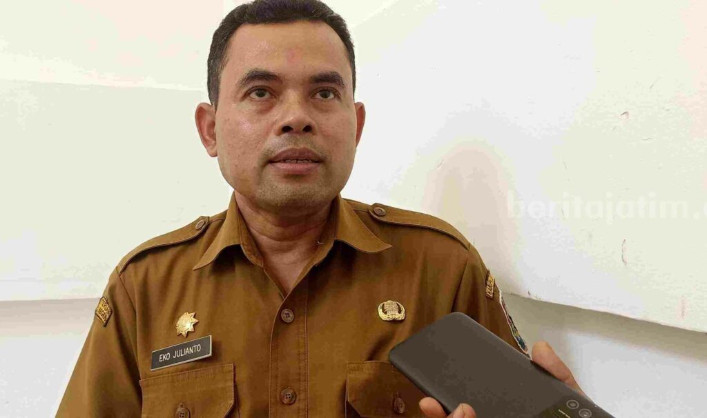 Kepala Dinas Ketahanan Pangan, Pertanian dan Perikanan Kabupaten Tuban (DK-P3P) Tuban Eko Julianto. [Foto:Diah Ayu/beritajatim.com]