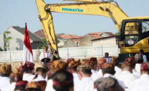 Ini Alasan Pejabat Pamekasan Dilantik di Pasar Kolpajung