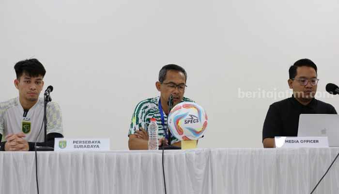 Persebaya Surabaya saat konferensi pers. (Way)