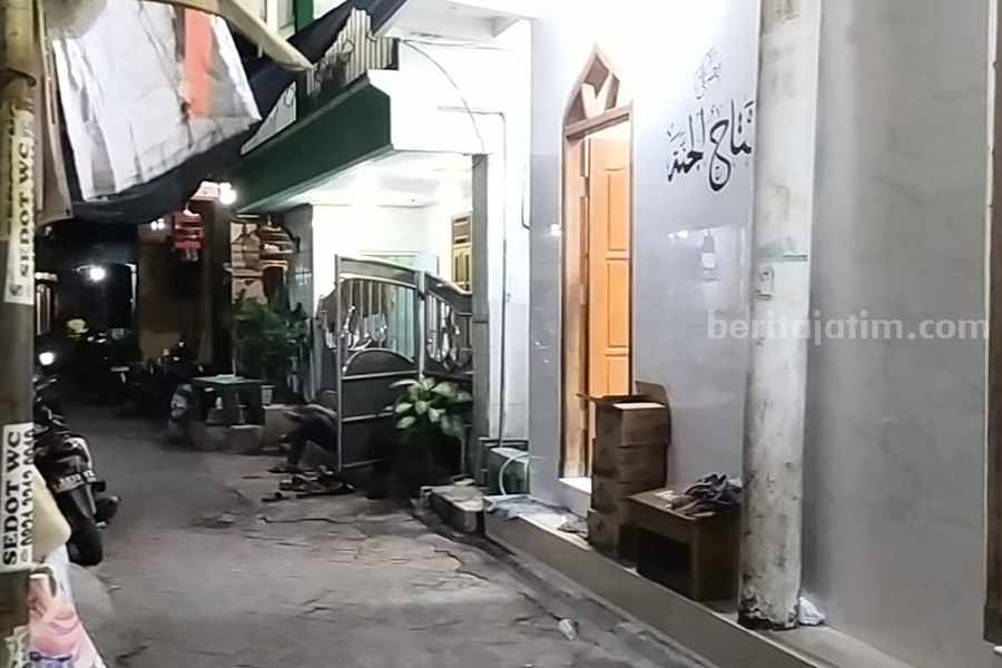 Gang tempat Faisal dan Harianto menerima tusukan dari SL, Kamis (29/06/2023) subuh. (Foto/Anggadia)