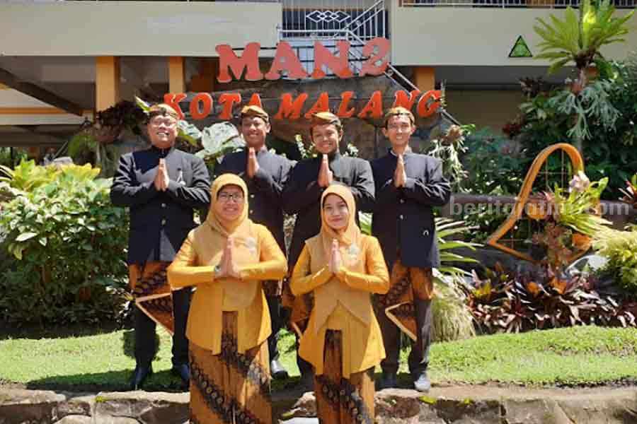 MAN 2 Kota Malang, salah satu sekolah terbaik.