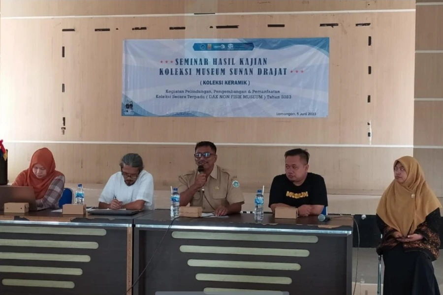 Disparbud Lamongan Ungkap Koleksi Keramik Kuno di Museum Sunan Drajat Museum Sunan Drajat