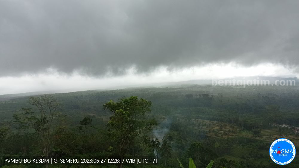 Selama 6 Jam, Gunung Semeru Alami 15 Kali Gempa Letusan