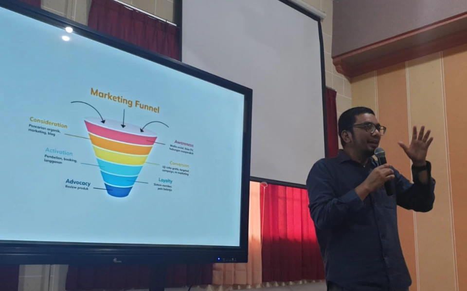 Umar Samawi Tashar, Kembangkan Startup Hingga Bisnis Kuliner di Jember