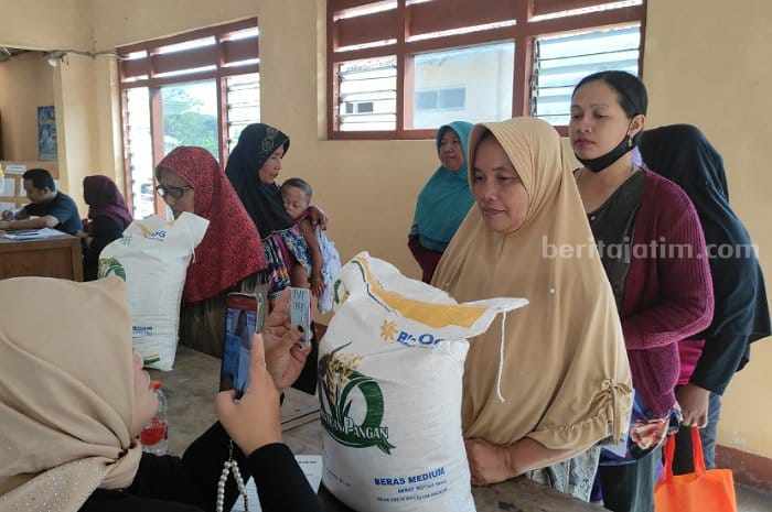 Salurkan Bantuan Pangan, Kantor Pos Kediri Akui Ada Kendala bantuan pangan