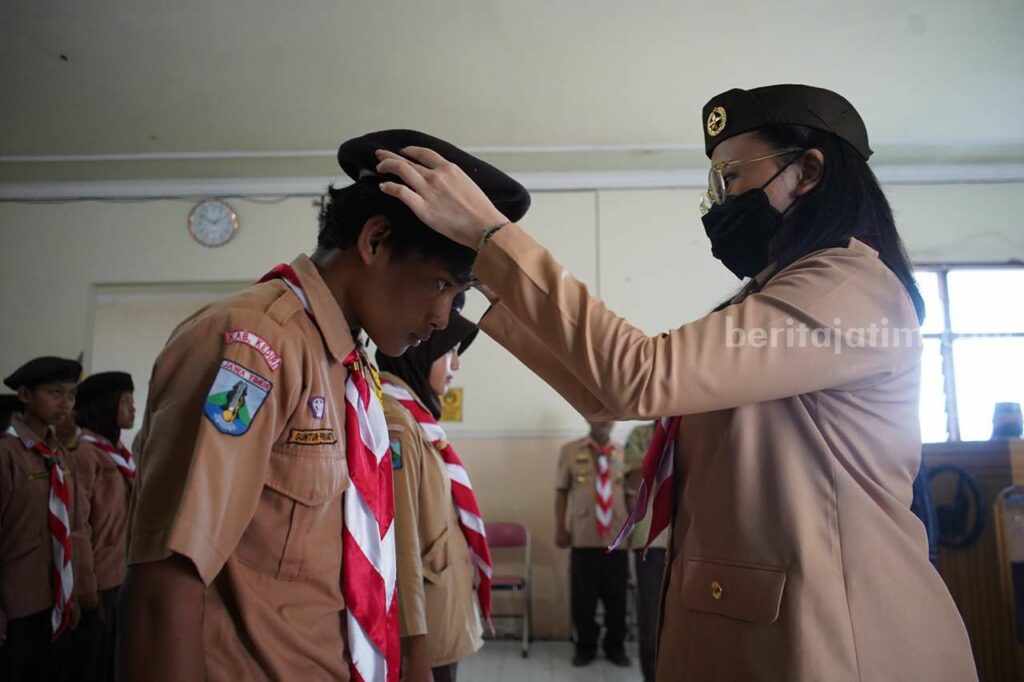 Mbak Cicha Gelar Diksar Brigade Penolong Bagi Pramuka Kediri Mbak Cicha